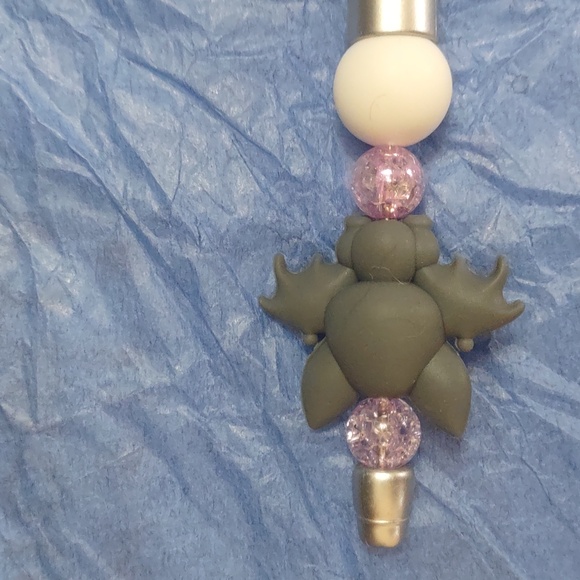 HOMEMADE ADORABLE BAT THEMED PEN WITH PURPLE AND WHITE BEADS REMOVABLE TOPPER - Picture 5 of 5